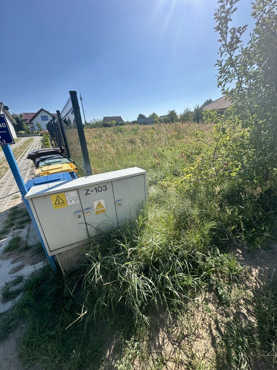 Działka na sprzedaż