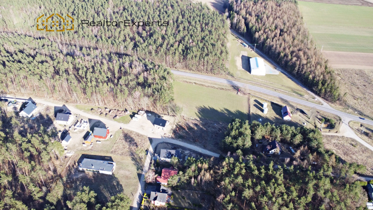 Działka na sprzedaż