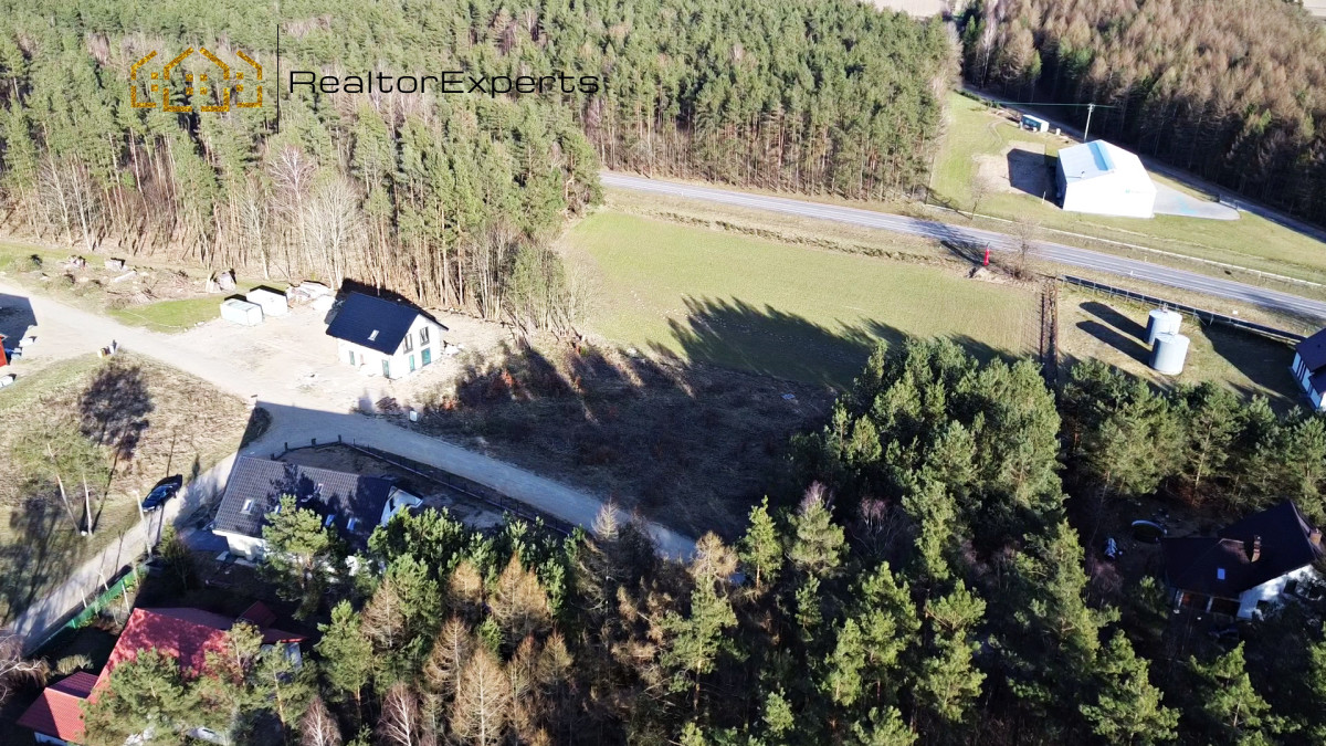 Działka na sprzedaż