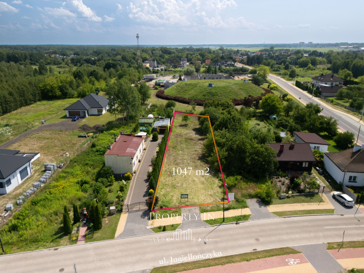 Działka na sprzedaż