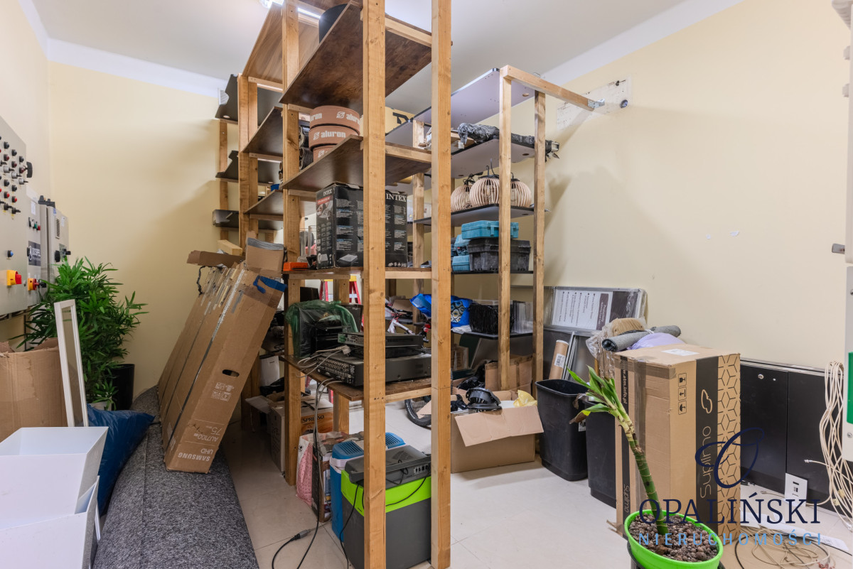 Komercyjny na wynajem