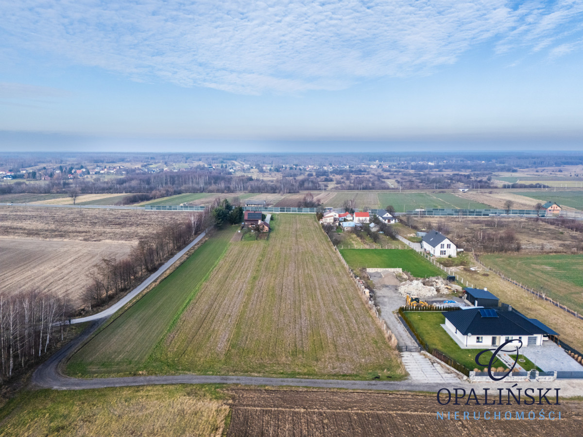 Działka na sprzedaż