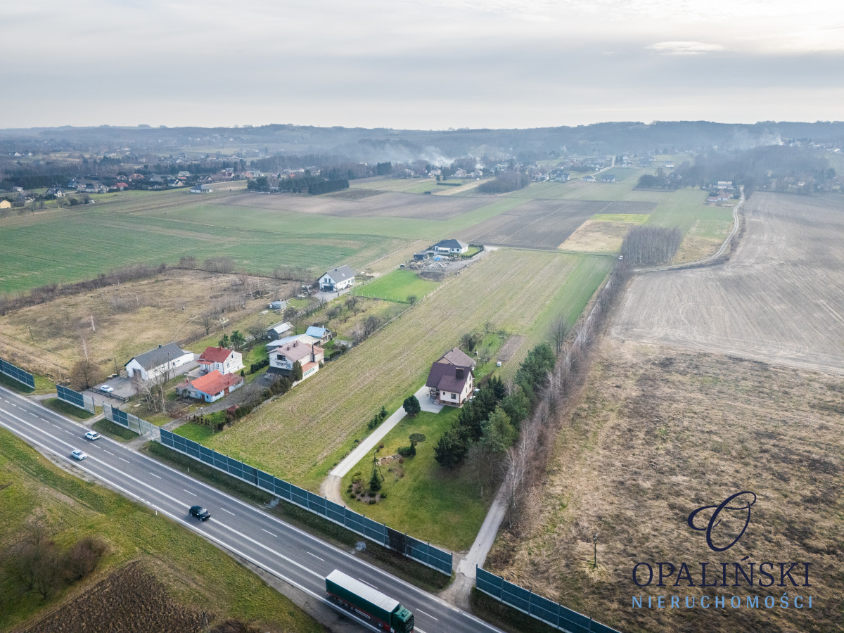 Działka na sprzedaż