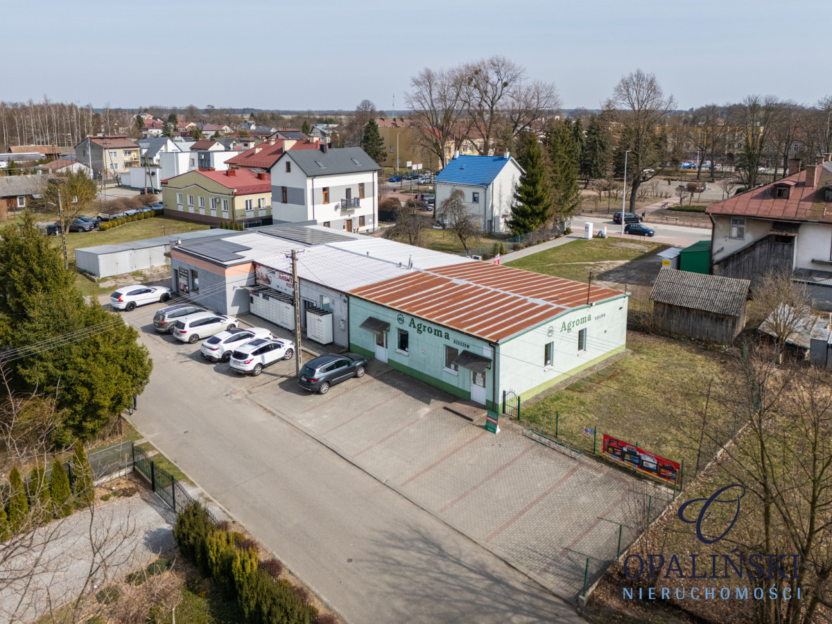 Komercyjny na sprzedaż