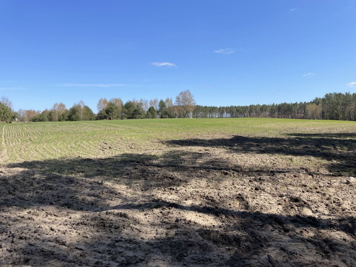 Działka na sprzedaż