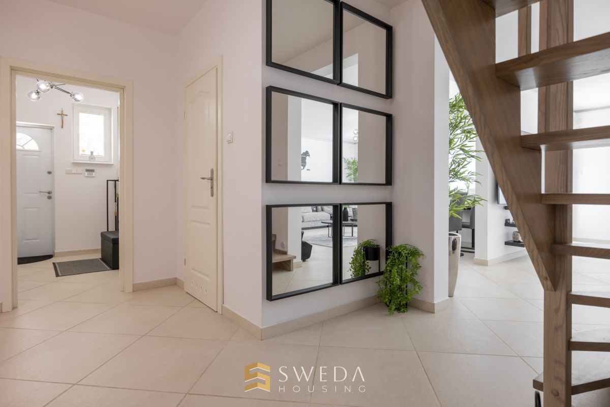 Gotowy dom 250 m² + ogród | Koleczkowo