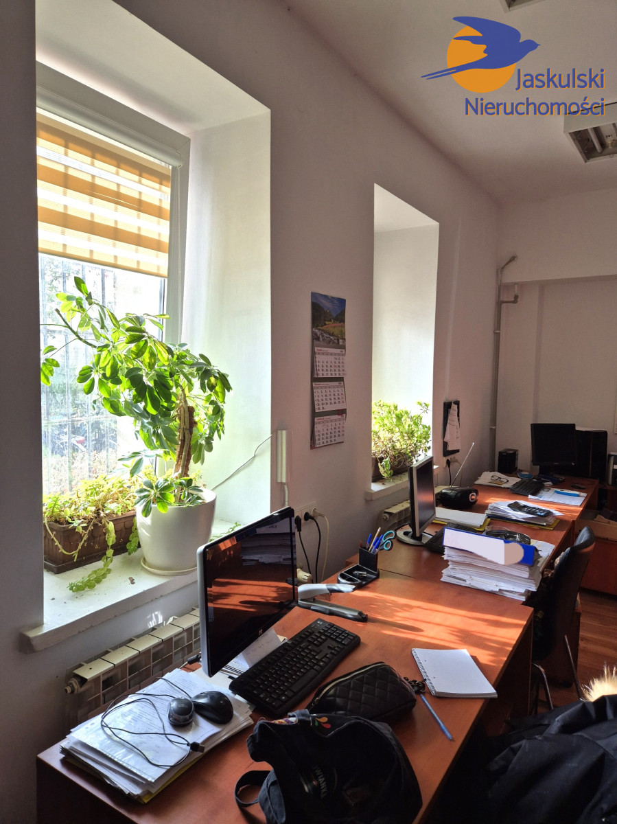 Komercyjny na wynajem