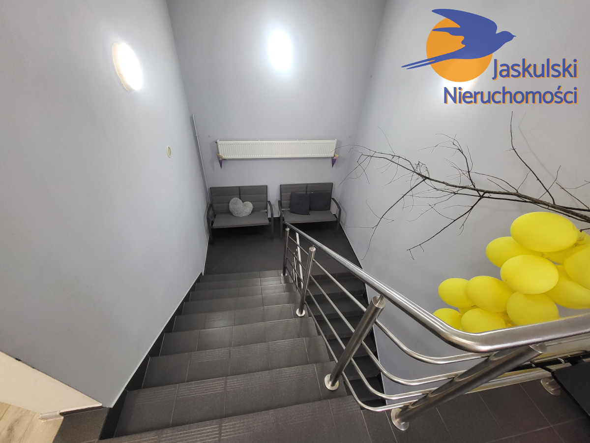 Komercyjny na sprzedaż