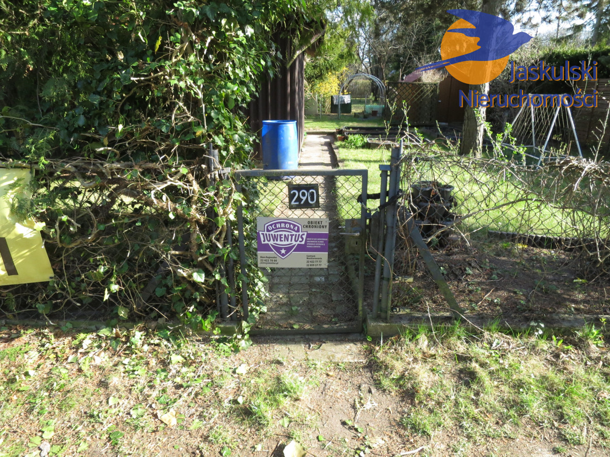 Działka na sprzedaż