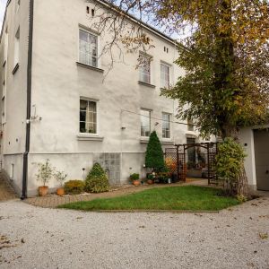 Kamienica w komercyjnej lokalizacji!