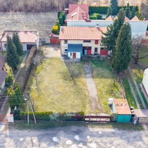 Przestronny dom  z garażem, kanałem i duża działka