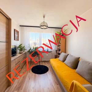 Mieszkanie do remontu z dużym balkonem