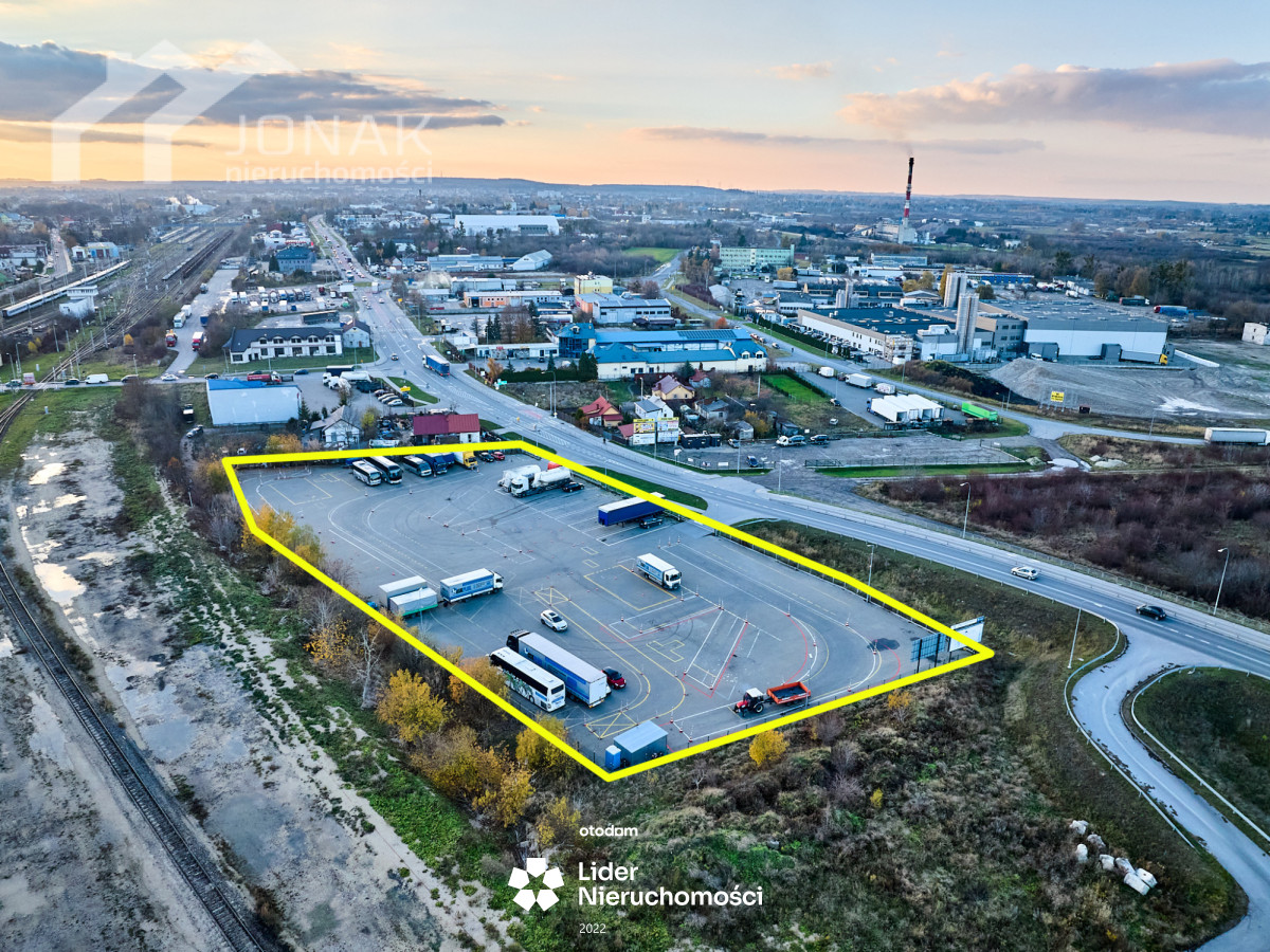 Działka na sprzedaż