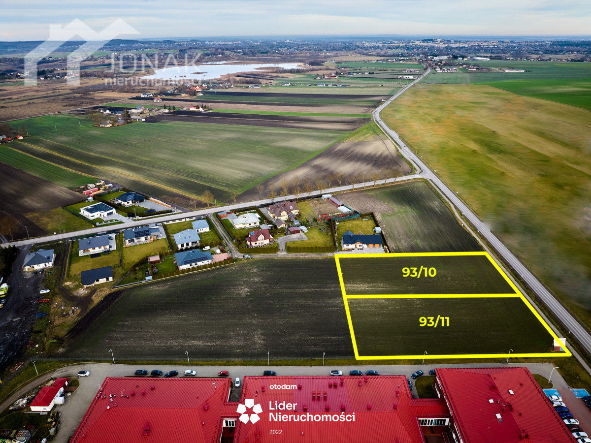 Działka na sprzedaż