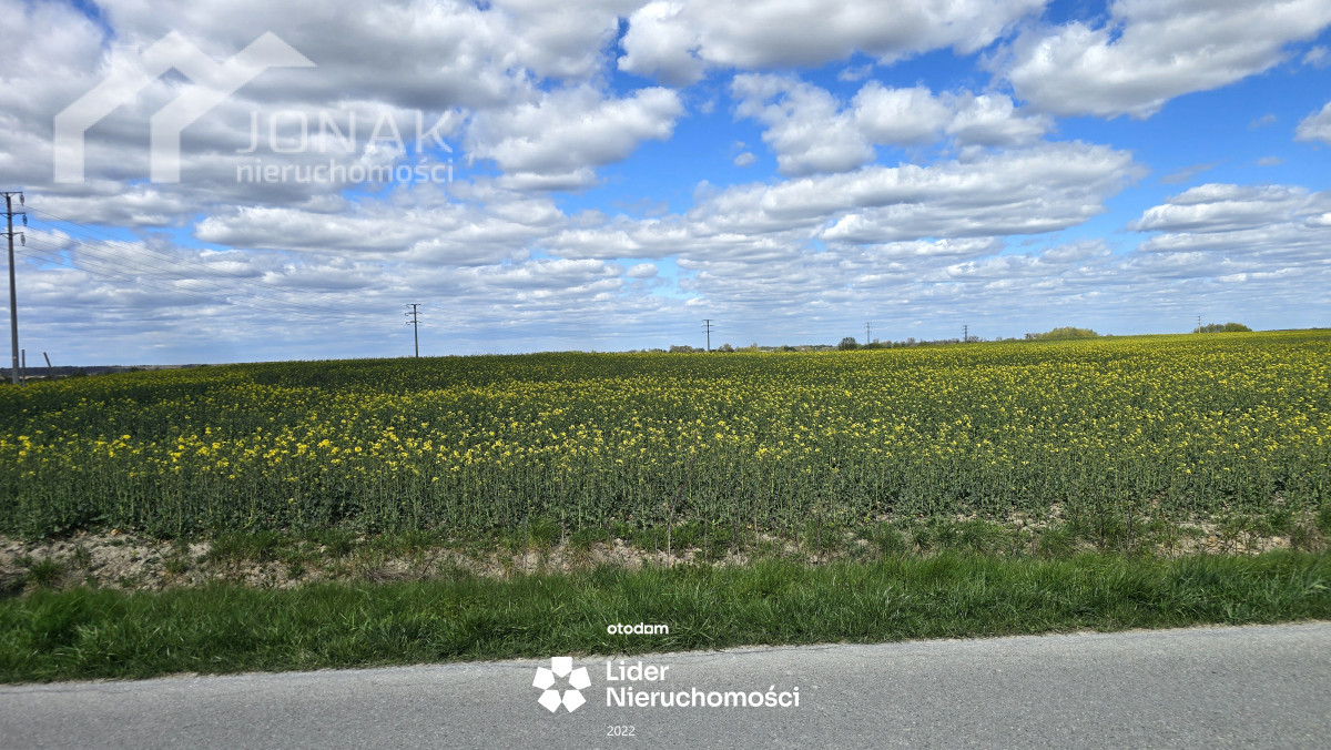 Działka na sprzedaż