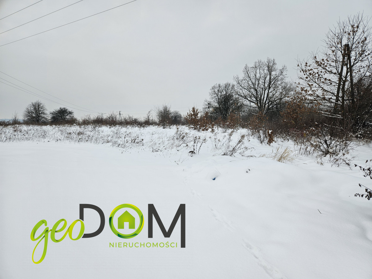 Działka na sprzedaż