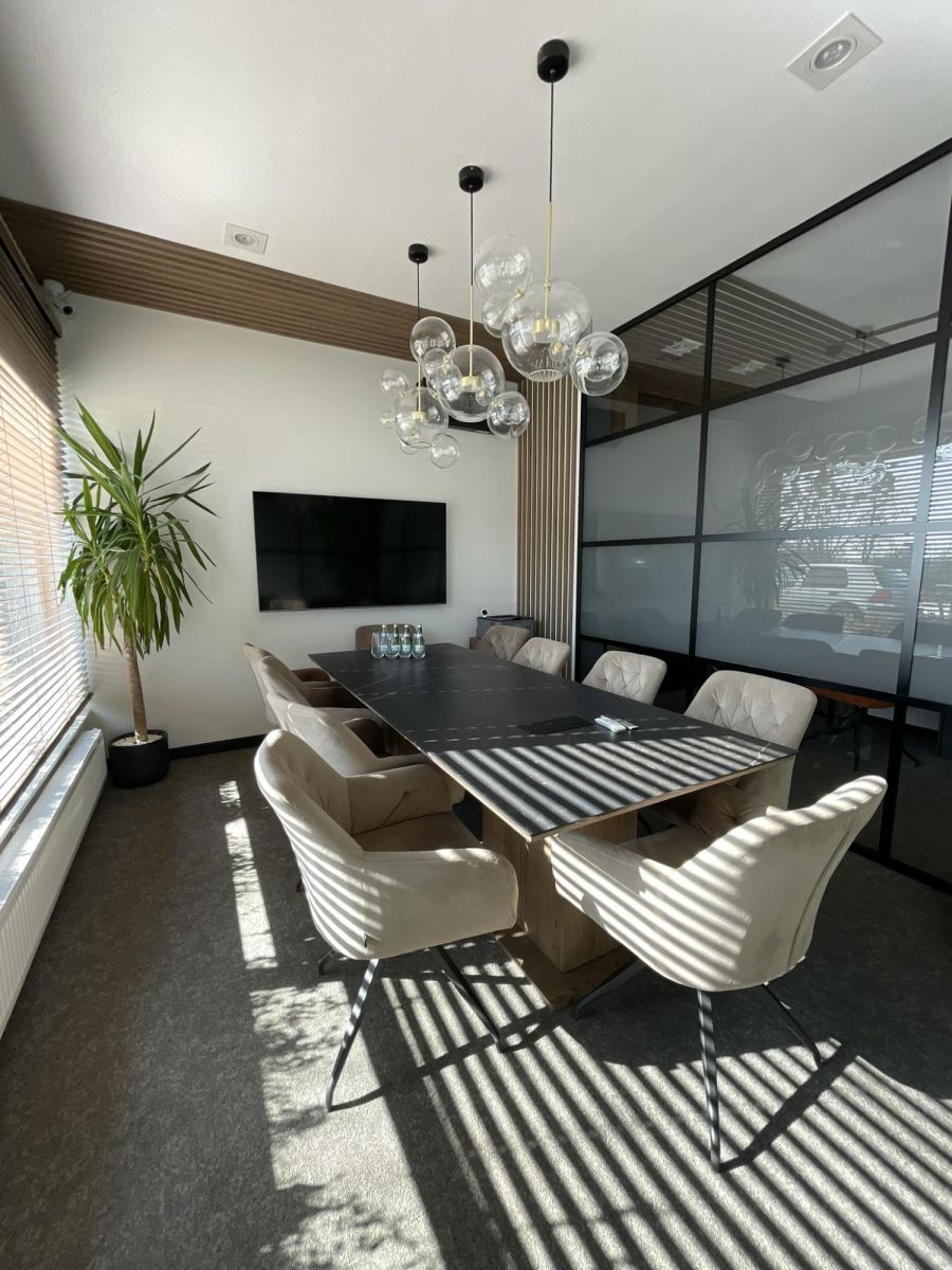 Komercyjny na sprzedaż