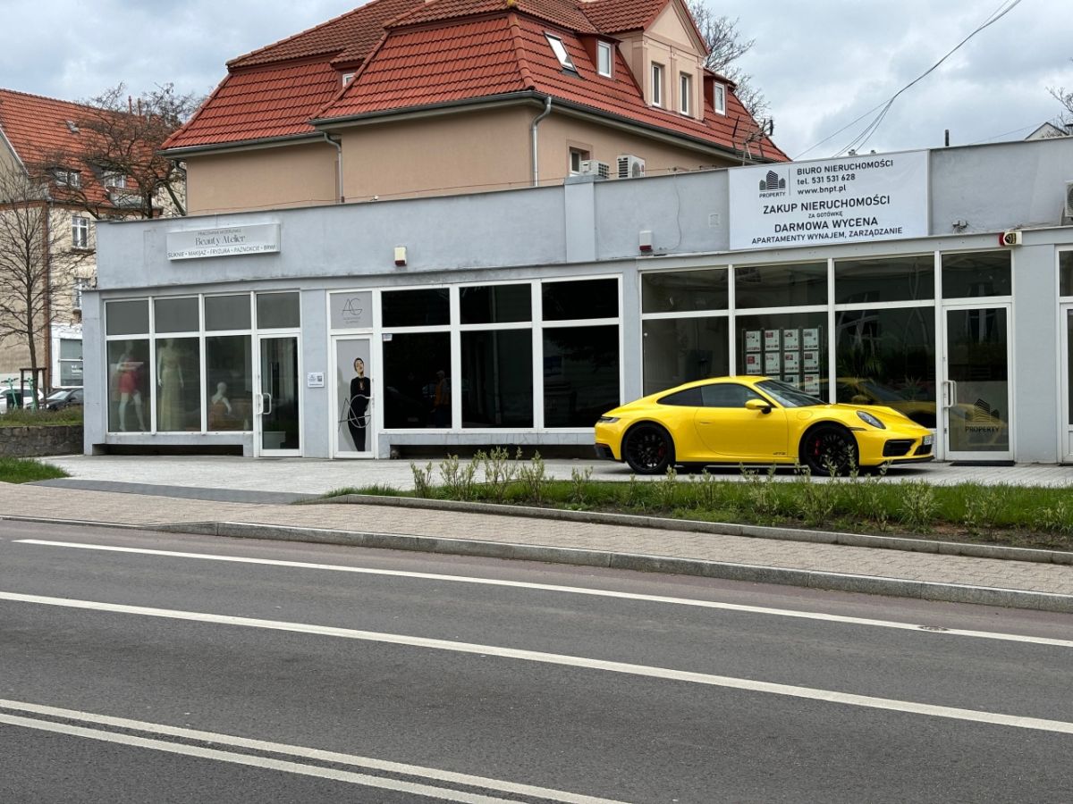 Komercyjny na wynajem