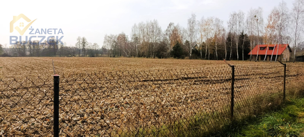 Działka na sprzedaż