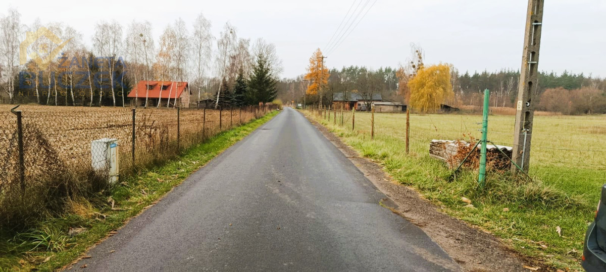 Działka na sprzedaż