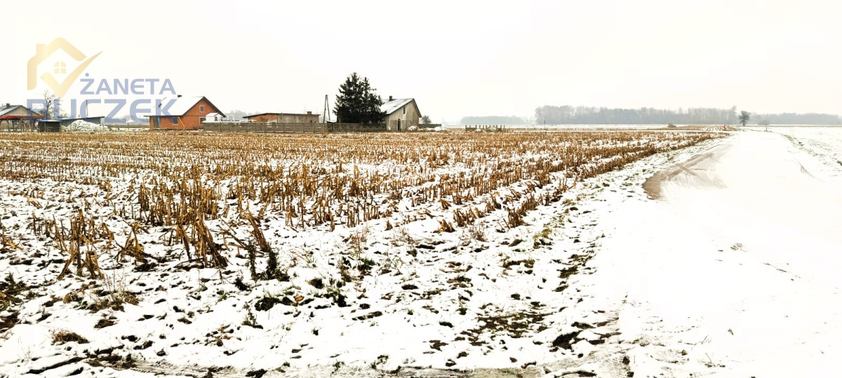 Działka na sprzedaż