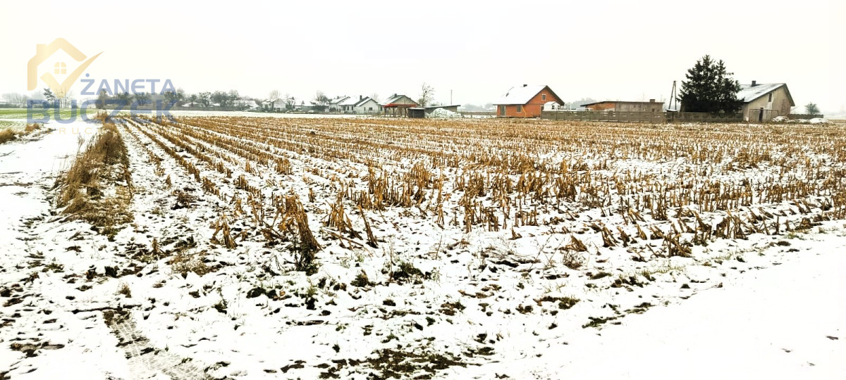 Działka na sprzedaż