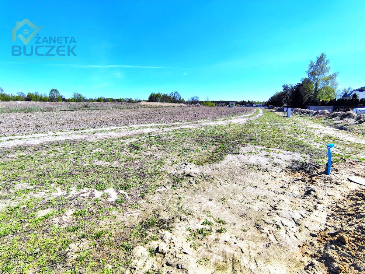 Działka na sprzedaż