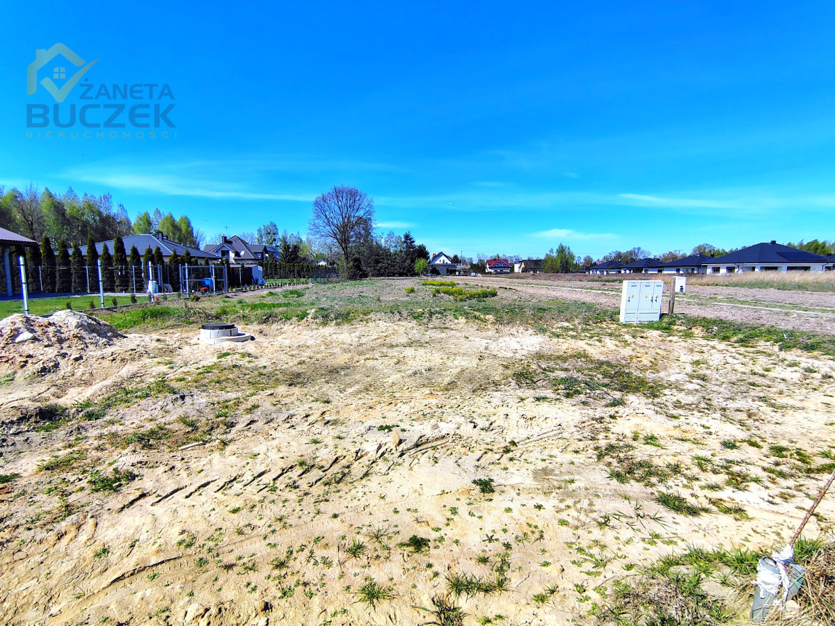 Działka na sprzedaż
