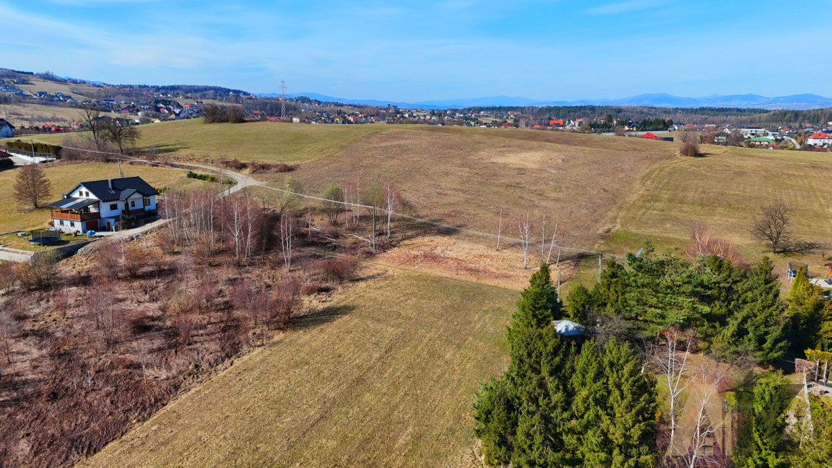 Działka na sprzedaż