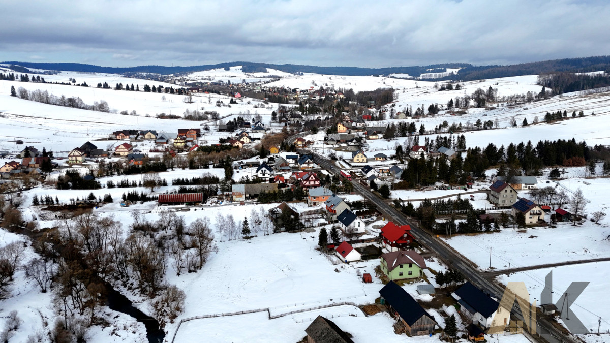 Działka na sprzedaż