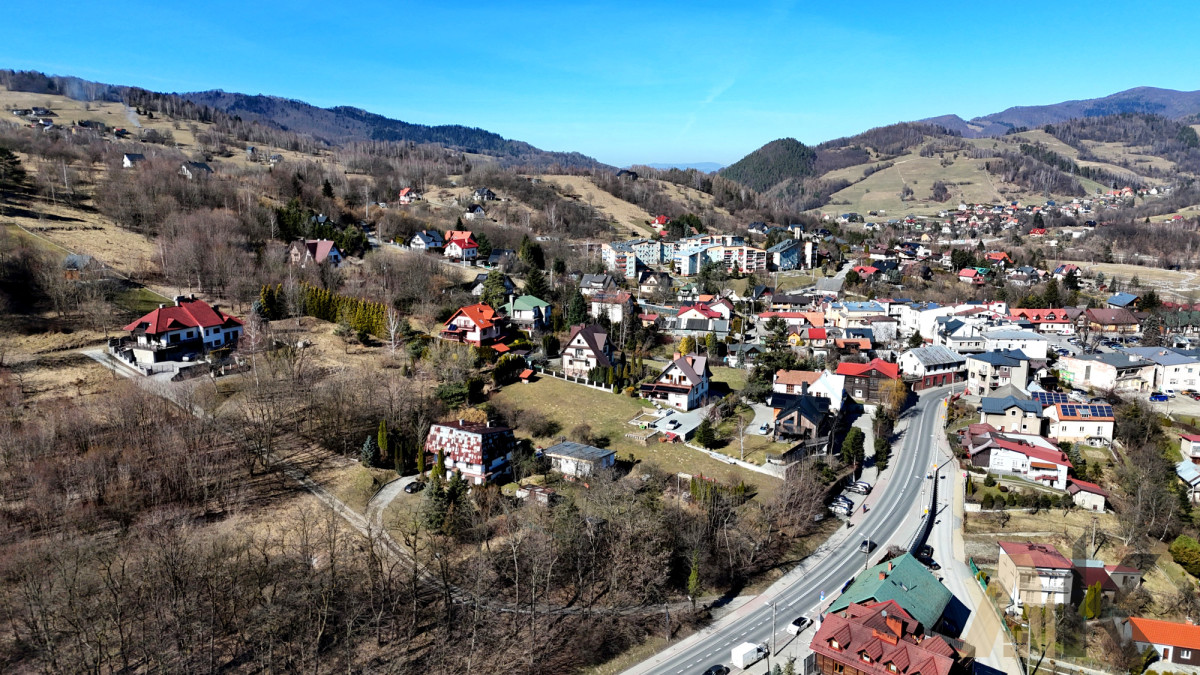 Działka na sprzedaż