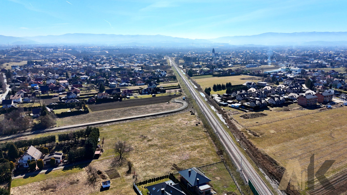 Działka na sprzedaż