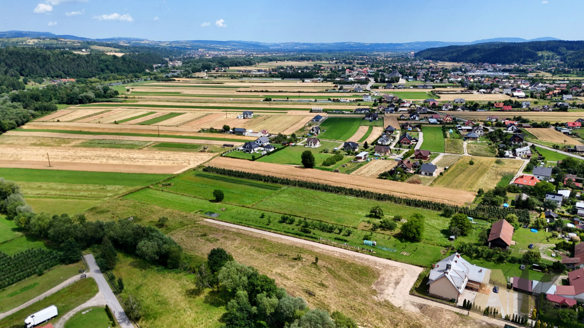 Działka na sprzedaż