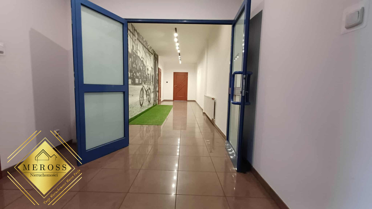 Komercyjny na wynajem