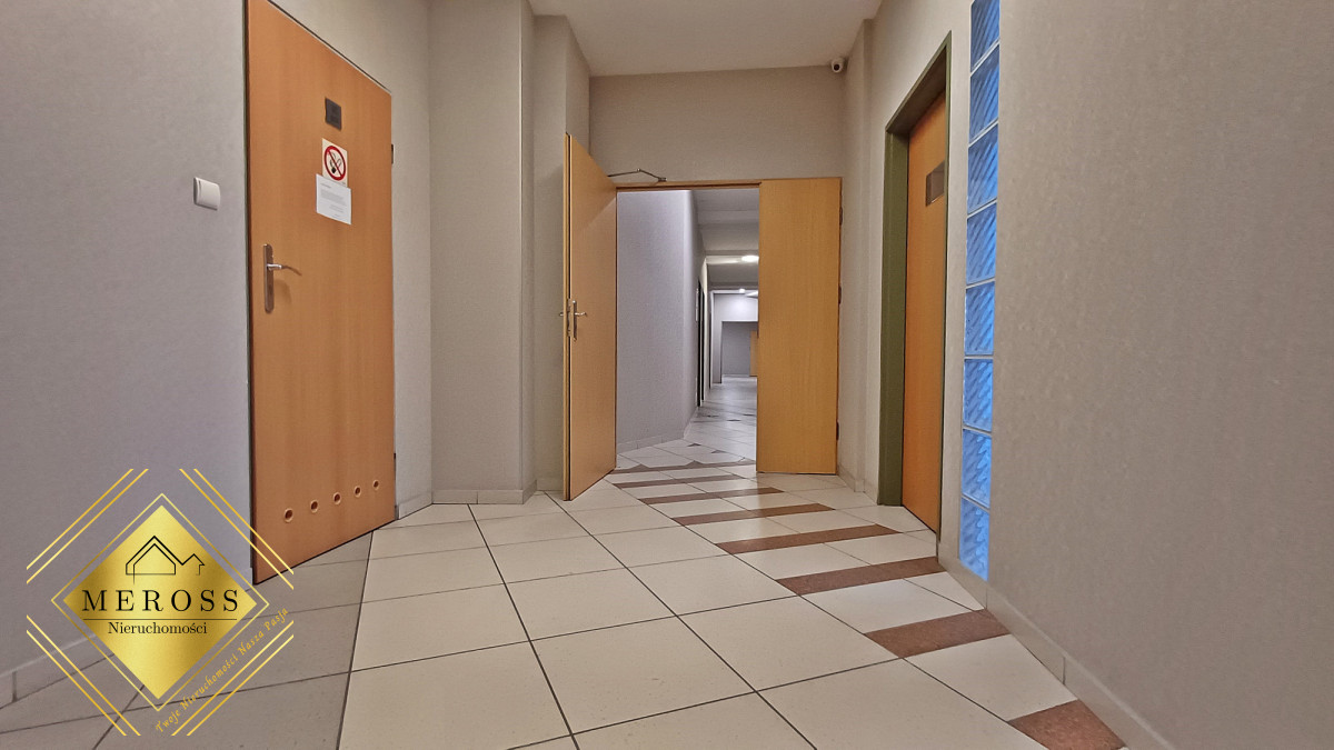 Komercyjny na wynajem