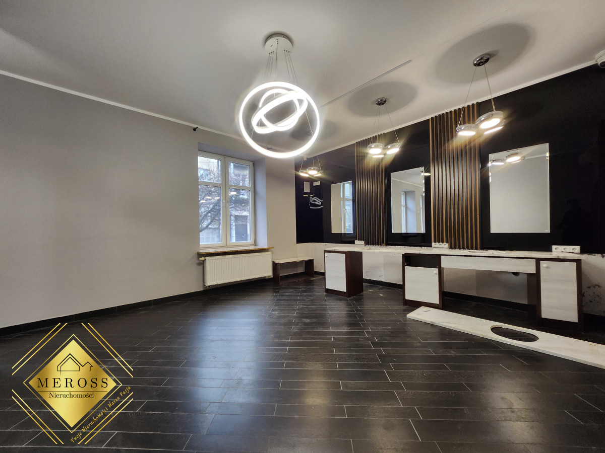 Komercyjny na wynajem