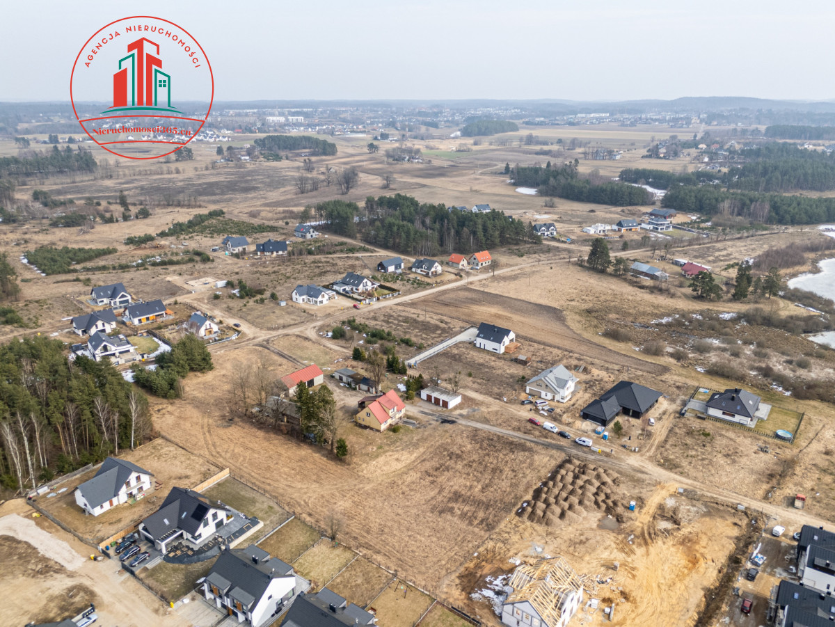 Działka na sprzedaż