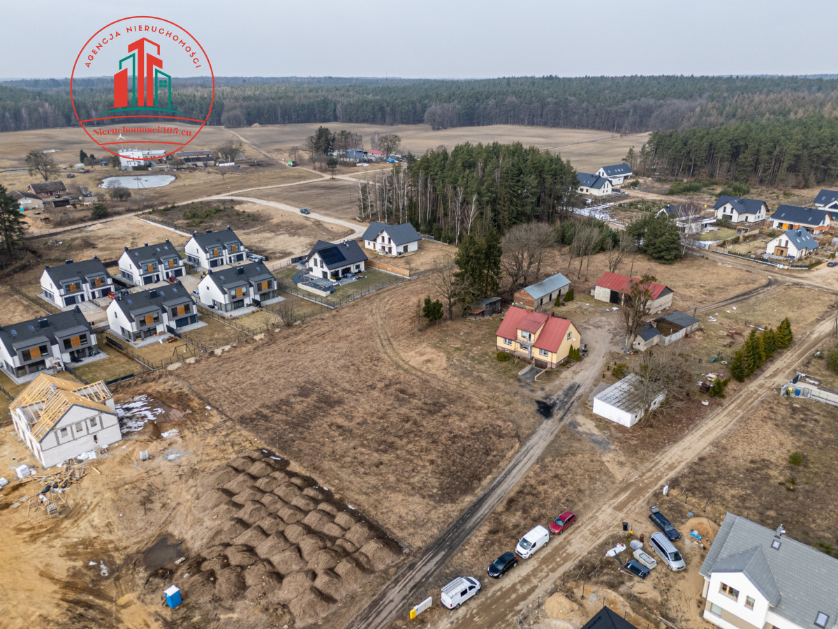 Działka na sprzedaż
