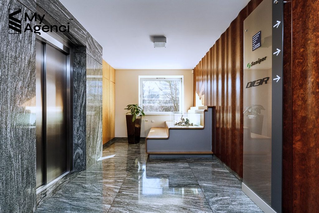 Komercyjny na wynajem