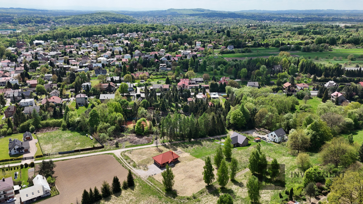 Dom parterowy na obrzeżach Krzeszowic