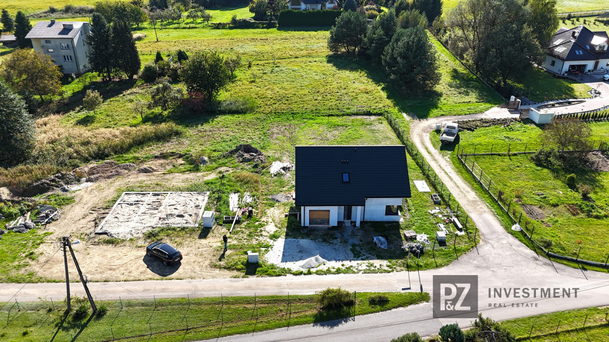 Nowoczesne domy na dużej działce w dobrej cenie