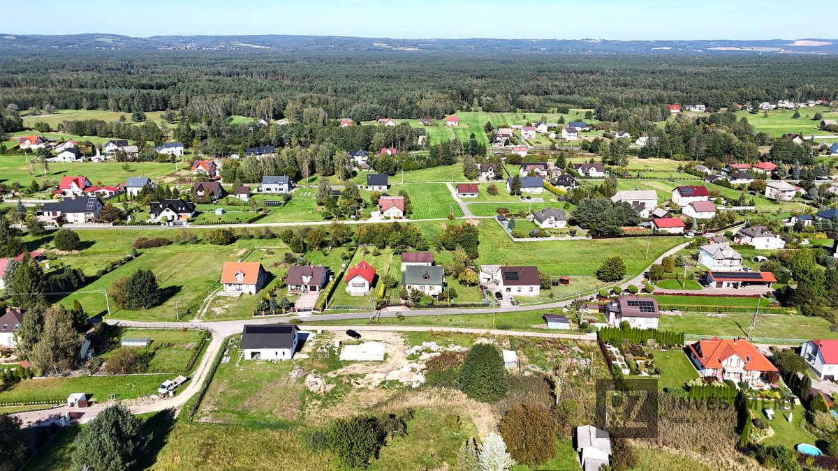 Nowoczesne domy na dużej działce w dobrej cenie