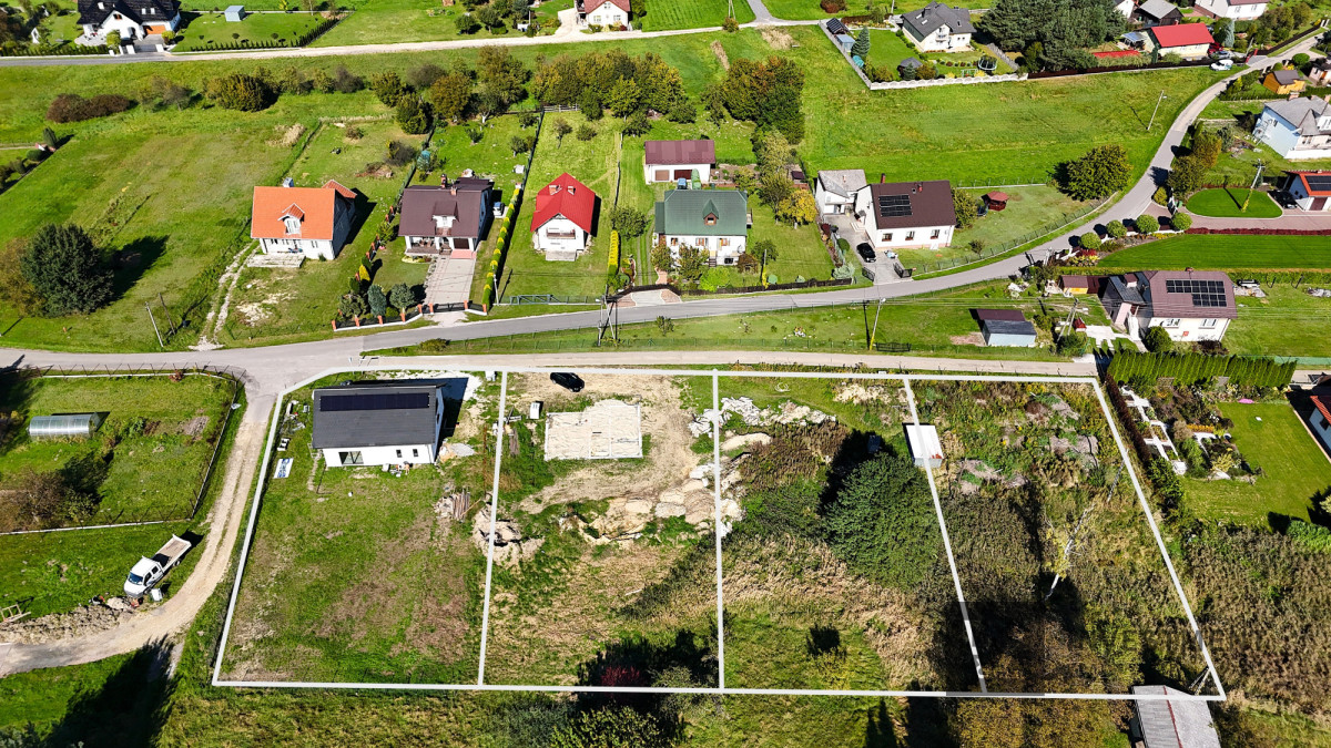 Nowoczesne domy na dużej działce w dobrej cenie