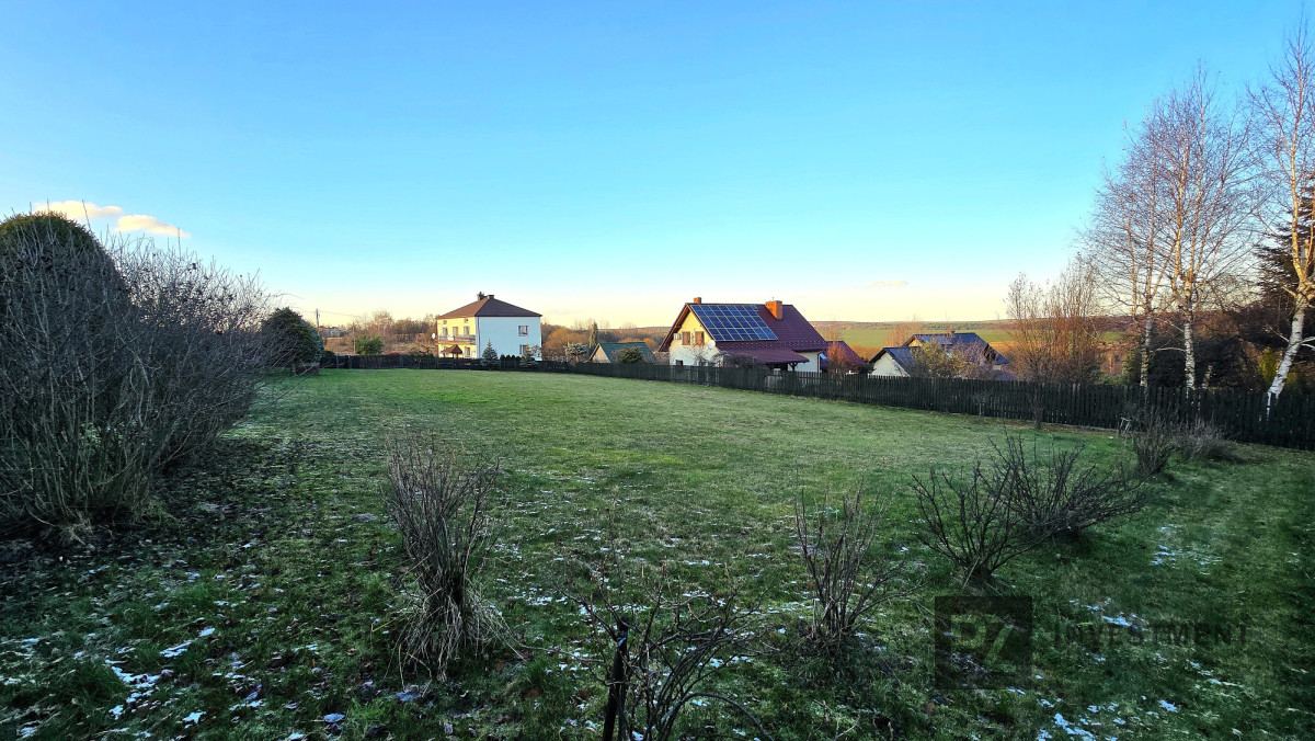 Atrakcyjna działka z mediami blisko Krzeszowic