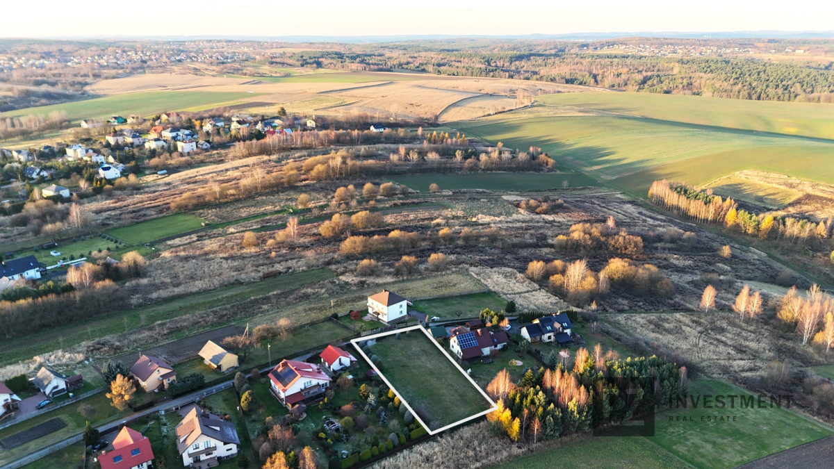 Atrakcyjna działka z mediami blisko Krzeszowic