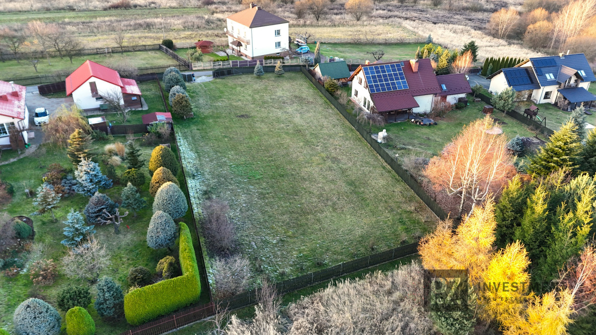 Atrakcyjna działka z mediami blisko Krzeszowic