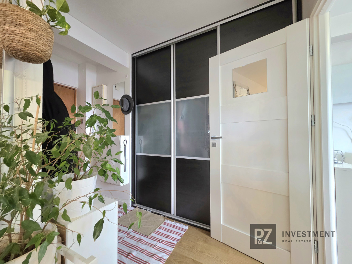 Przestronne 4- pokojowe mieszkanie!