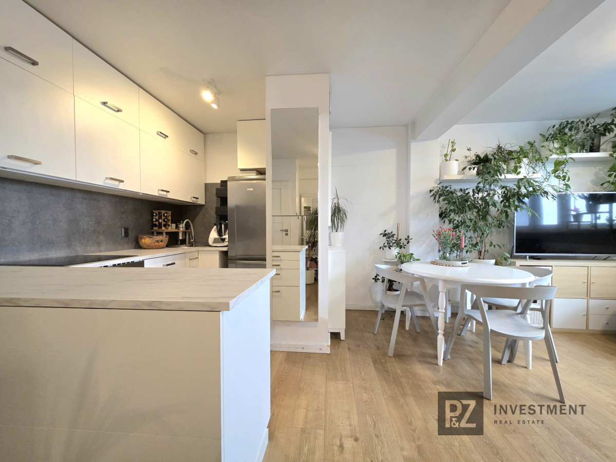 Przestronne 4- pokojowe mieszkanie!