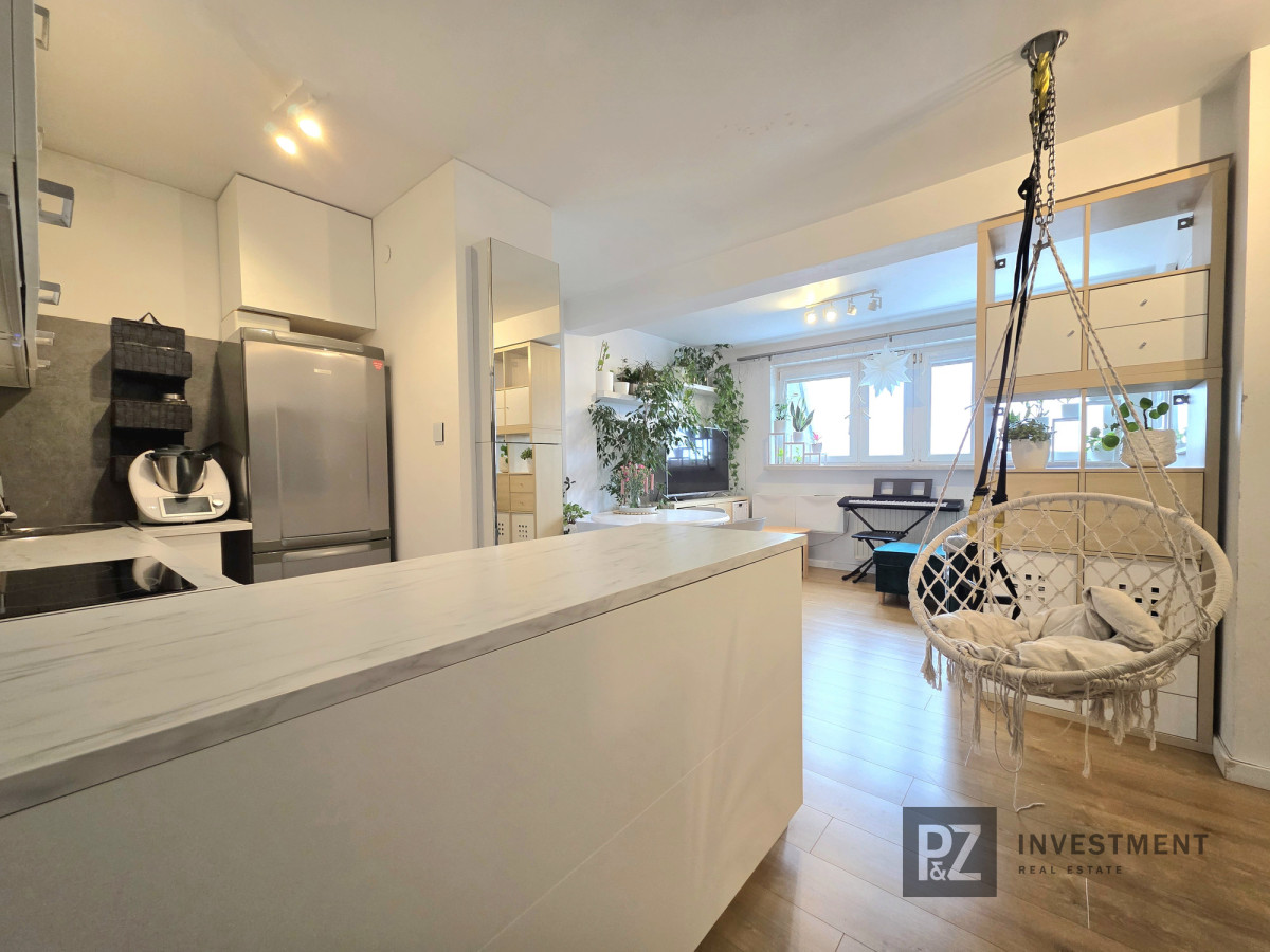 Przestronne 4- pokojowe mieszkanie!