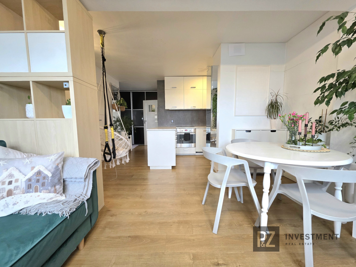 Przestronne 4- pokojowe mieszkanie!